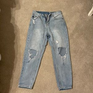 light mom jeans